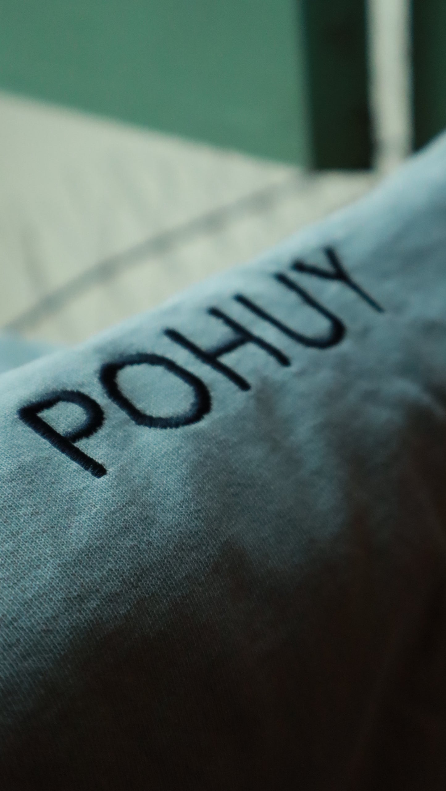 Camiseta oversize con diseño bordado | POHUY